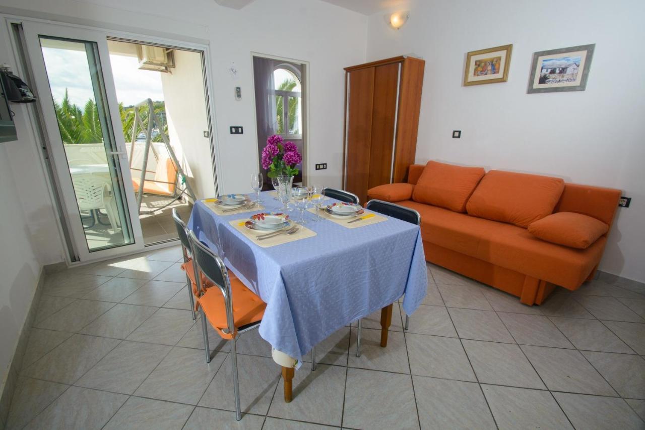 Apartments Marija - By The Sea Rogoznica  Exterior photo