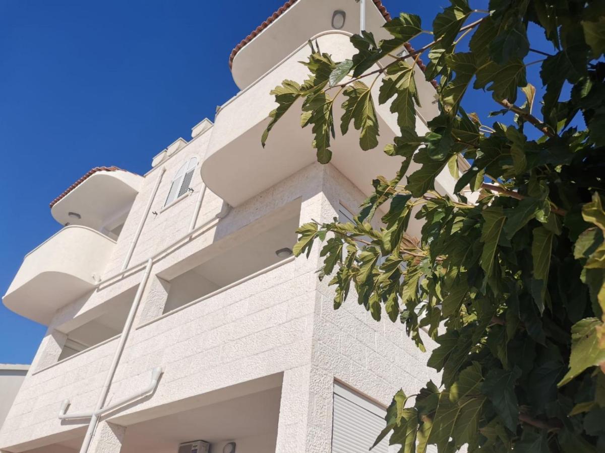 Apartments Marija - By The Sea Rogoznica  Exterior photo