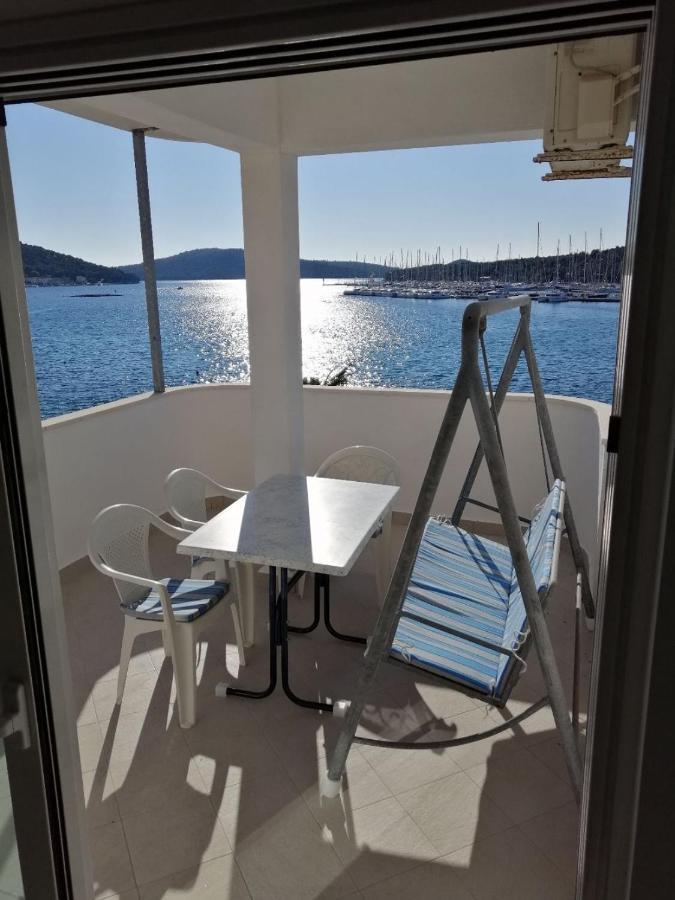 Apartments Marija - By The Sea Rogoznica  Exterior photo
